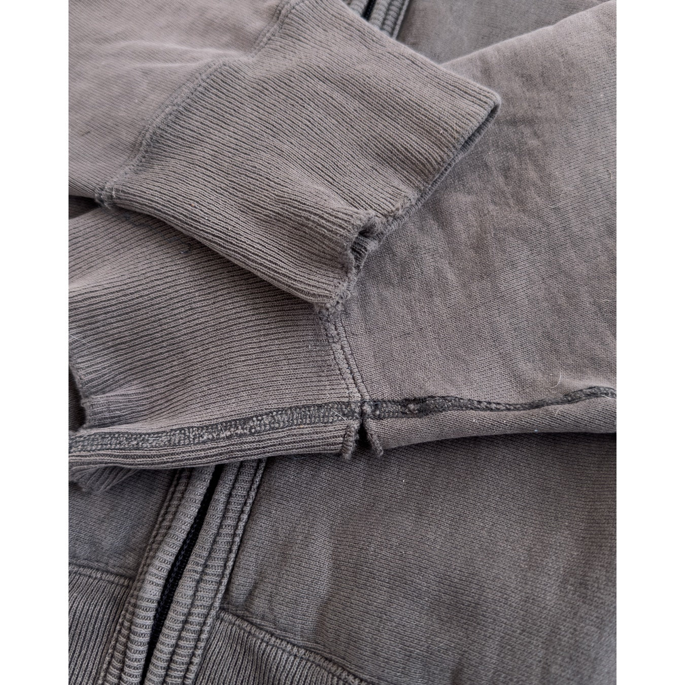 Zip-up Sweatshirt