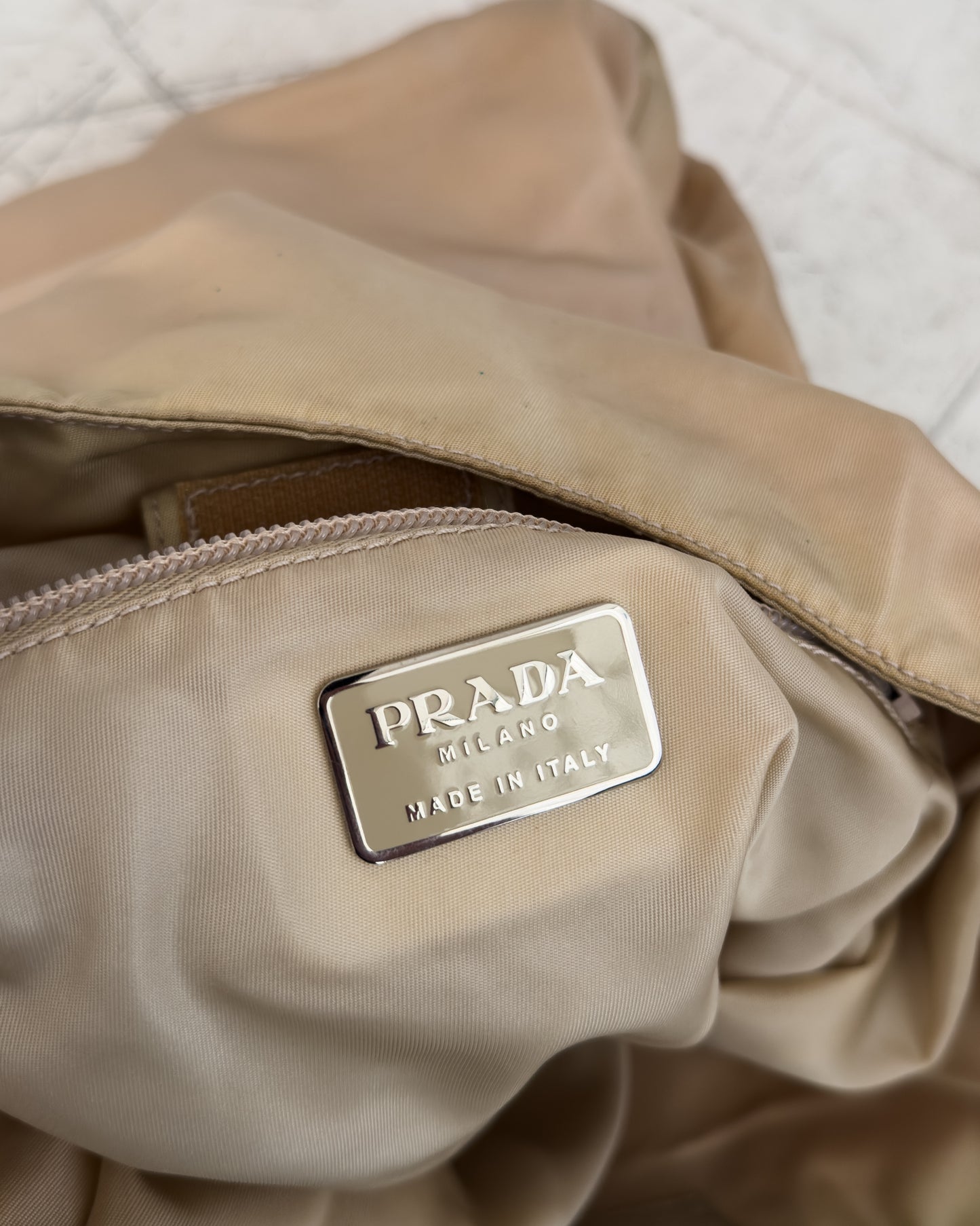 Lucite Handle Tessuto Shoulder Bag